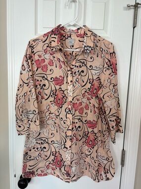 Chico size 2 no iron fresh chic Peach Floral Button-Up Shirt 3/4 sleeves